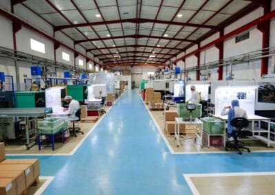 Main aisle of the AXOPLAST plastic injection production hall